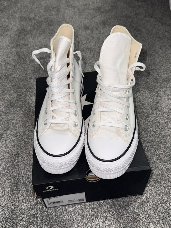 Converse Shoes - Platform Converse